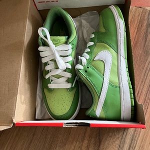 Nike dunk low “chlorophyll” sneakers